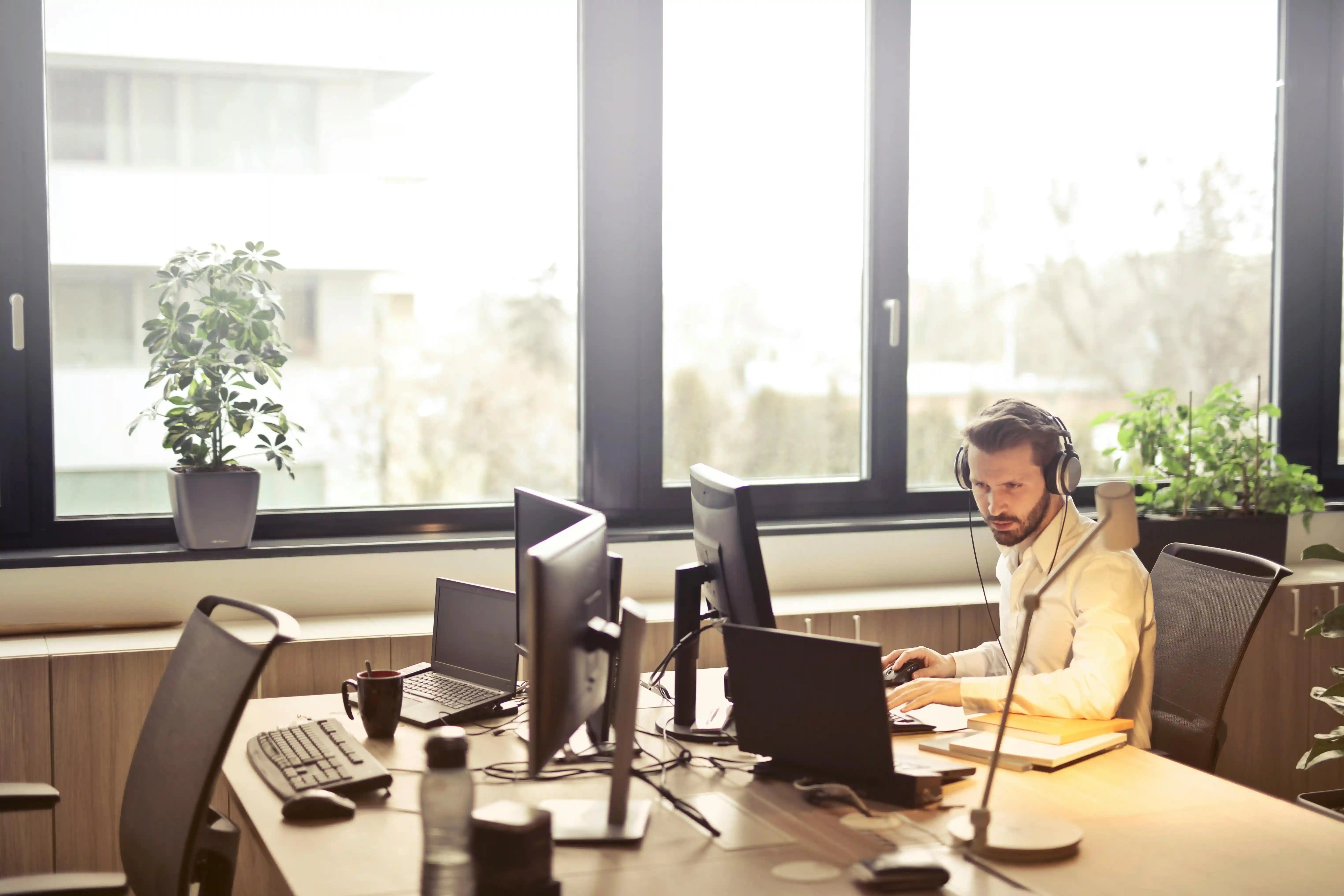 Jobs in France for Indian Students — Work Rights, APS Visa & Job Hunting Guide